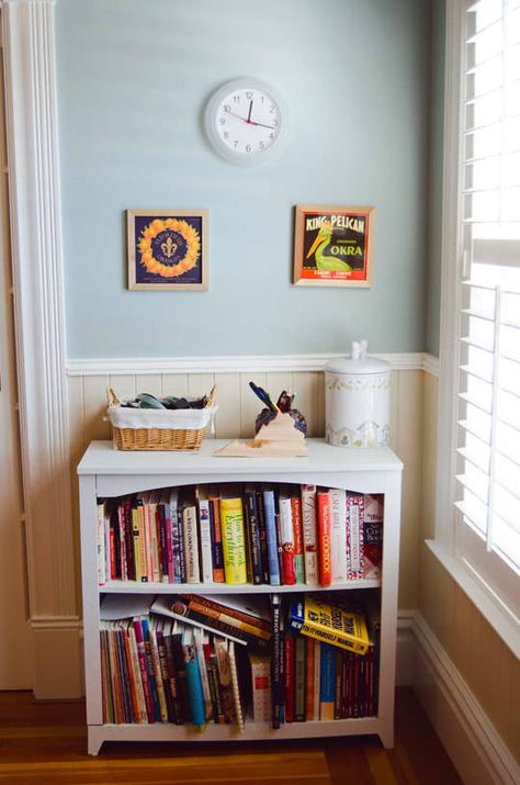 Cute vintage bookcase for cookbook storage Bookshelf In Kitchen Ideas, Cookbook Shelf In Kitchen, Bookshelf In Kitchen, Kitchen Cookbook Storage, Kitchen Cookbook Display, Cookbook Display, Cookbook Organization, Kitchen Bookshelf, Lauren Scott