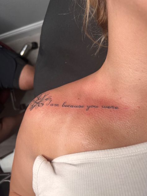 Cute Collar Bone Tattoos, Tattoos Collar Bone, Collar Bone Tattoo Ideas, Shoulder Tattoo Quotes, Collar Bone Tattoo Quotes, Clavicle Tattoo, Collarbone Tattoo, Bone Tattoo, Collar Bone Tattoo