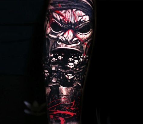 l 300 Spartans Tattoo, 300 Spartans Tattoo Ideas, Mori Tattoo, Immortal Masks, Japanese Warrior Tattoo, Gangsta Tattoos, Mask Tattoo, Spartan Warrior, Realistic Tattoo