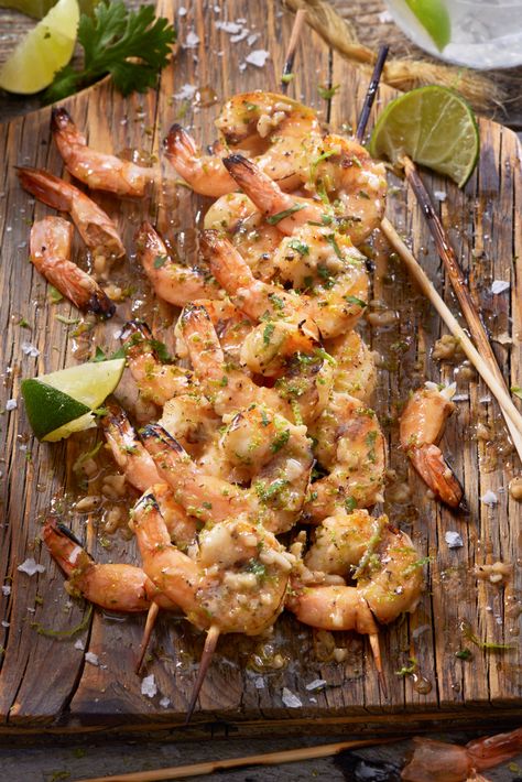 Pesto Grilled Shrimp, Basil Shrimp, Spicy Grilled Shrimp, Seafood Shrimp, Grilled Shrimp Recipes, Basil Recipes, Yummy Seafood, Todays Menu, Curry Shrimp