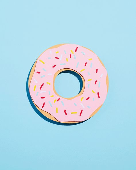 Donut Animation, Aesthetic Anime Gifs, Donut Gif, Anime Gifs, Motion Design Animation, Aesthetic Gif, Creative Industries, Flat Illustration, Animation Studio