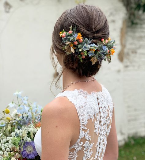 Bridal Buns With Flowers, Wedding Bun With Flowers, Hairstyles With Fresh Flowers, Wedding Hair Fresh Flowers, Bridal Updo With Flowers, Bridal Hair Buns With Flowers, Bridal Flowers In Hair, Bridal Updo Flower Crown, Updo With Flowers And Veil