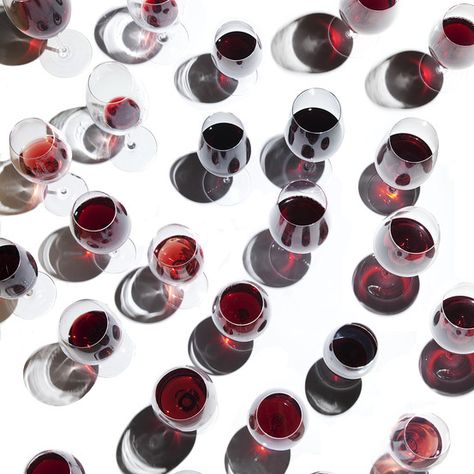 ahh, Bordeaux Colored Wine Glasses, Bordeaux Wine, Cheap Wine, Wine Drinkers, Gq Style, Wine Set, The Right Stuff, Wine O Clock, Wine Time