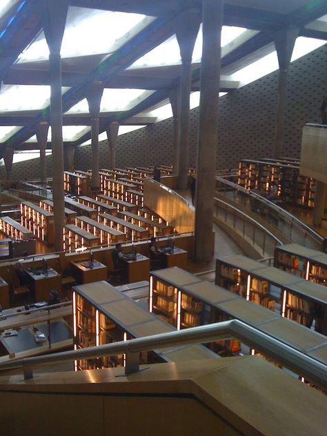 Alexandria Library Library Alexandria, Alexandria Library, Egypt Aesthetic, College Architecture, Travel Egypt, Library Of Alexandria, Egypt History, Egypt Travel, Ideas For Instagram Photos