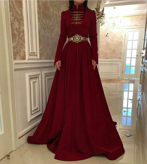 Witch Fashion, Fantasy Dresses, Couture Mode, Fantasy Gowns, Fantasy Dress, Fantasy Clothing, Fantasy Fashion, Beautiful Gowns, Fancy Dresses