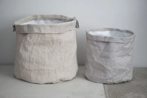 Cement Furniture, Linen Flower, Cache Pot, Ikea Diy, Diy Couture, Minimalist Interior, Small Trash Can, Cement, Stockholm