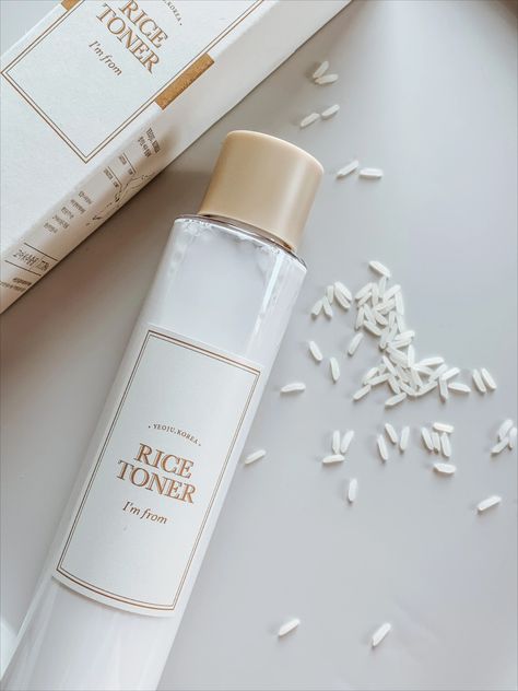 Korean Toner, Rice Toner, Wellness Massage, Hydrating Toner, Beauty Products Photography, Skin Toner, Toner For Face, Even Out Skin Tone, Glass Skin