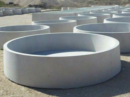 Livestock Water Trough, Homemade Swimming Pools, Tank Swimming Pool, Stock Tank Pool Diy, Kleiner Pool Design, Sea Containers, Water Trough, Diy Swimming Pool, Stock Tank Pool