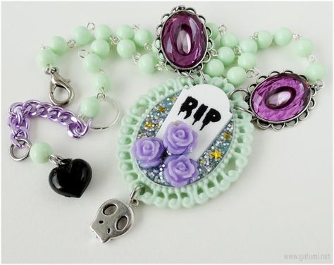 Cu†e Pastel Goth Purple, Goth Necklaces, Mint Green And Purple, Cute Heart Drawings, Afro Goth, Necklaces Diy, Pastel Punk, Kawaii Pastel Goth, Japan Fashion Street