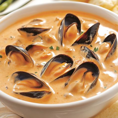 Steamed Mussels in Tomato Cream Sauce – Gymonset Mussels Tomato Sauce, Mussels Cream Sauce, Keto Mussels Recipe, Recipes For Mussels, Mussels In Cream Sauce, Mussels In White Wine Sauce Garlic, Creamy Mussels Recipe, Mussels In White Wine Sauce, Mussel Recipes