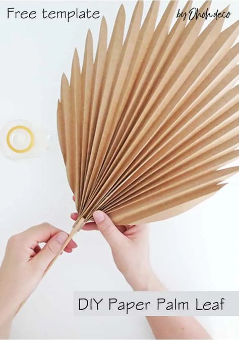 Palm Leaf Decor, Glue Craft, Butterfly Mobile, Diy Home Accessories, Paper Fan, Paper Leaves, Leaf Template, Work Diy, Make Paper