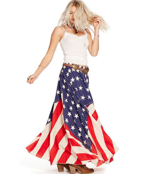 Ralph Lauren’s Denim & Supply - Stars and Stripes maxi skirt. - #CowgirlChic Striped Skirt Outfit, Stripes Skirt, Skirt Outfit Ideas, Hollywood Costume, White Striped Skirt, Coordinating Outfits, Striped Maxi Skirts, Cowgirl Chic, Striped Skirt