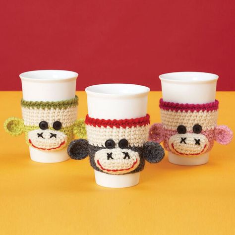 Cup Cozy Crochet Pattern, Quick Crochet Gifts, Cup Cozy Pattern, Crochet Mug Cozy, Crochet Coffee Cozy, Cup Cozies, Kids Crochet Pattern, Gifts Crochet, Crochet Cup Cozy