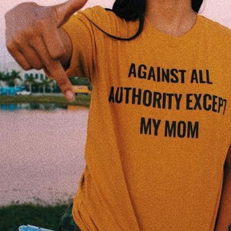 Quote Fashion, Silly Shirt, Sarcasm Shirts, Women Graphic, Rave Outfit, Weird Shirts, I Love Mom, Selling Clothes, Fashion Quotes