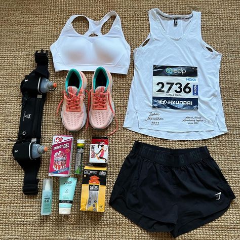 EDP Maratona de Lisboa, Sunday 9th October 2022 • Under Armour Vest Top • Gymshark Running Shorts • Brooks Running Glycerin 20 Trainers • Rock Tape • High 5 Electrolyte Gels • SIS Hydro Tablets and Gels • Ethica CBD Gel • Tea Tree Foot Spray • Running Belt #marathonrunner #firstmarathon #lisbon #portugal #running Brooks Glycerin 20, Marathon Photography, Cross Country Running Training, Marathon Motivation, Race Outfit, Trening Sztuk Walki, Running Outfit, Running Photos, Running Day