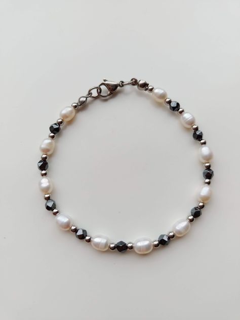 Mens Real Pearl Bracelet,crystal Hematite Beaded Jewelry,y2k Surfer Bracelet,boyfriend Gift Ideas,real Pearl Gemstone Bracelet Men - Etsy Wire Mens Jewelry, Handmade Jewelry For Boyfriend, Male Bracelets Beads, Men’s Beaded Bracelets Diy, Pearl Bracelet For Men, Beaded Bracelet Men, Bracelet Ideas For Boys, Bracelet Ideas For Men, Men Beaded Bracelet Ideas