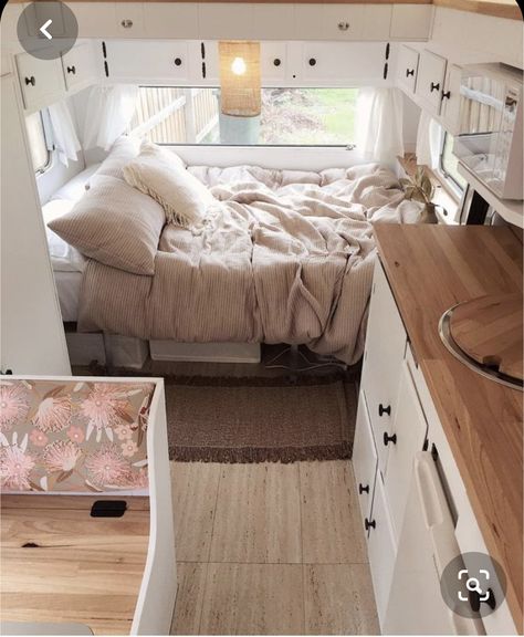 Diy Caravan Renovation, Caravan Renovation Diy, Viscount Caravan, Vintage Caravan Interiors, Diy Caravan, Caravan Vintage, Caravan Living, Small Caravans, Caravan Home