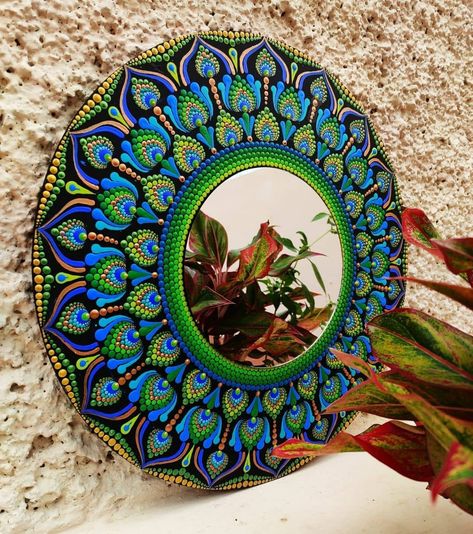 Positive Lines, Mandala Mirror, Peacock Mirror, Escher Art, Polka Dot Art, Bird Paintings On Canvas, Mandala Painted Rocks, Mandala Art Therapy, Mandala Design Pattern