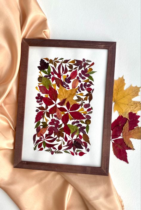 Pressed Fall Leaf Art, Pressed Leaf Art Diy, Dried Leaf Crafts, Pressed Leaves Art, Pressed Leaf Art, Dried Leaf Art, Fall Leaves Art, Leaf Art Diy, Dry Leaf Art