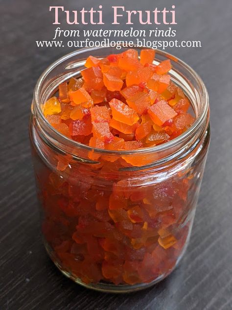 Canning Watermelon, Dehydrated Candy, Watermelon Preservation, Watermelon Candy Recipes, Preserving Watermelon, Watermelon Peel Recipe, Watermelon Rinds Recipes, Candied Watermelon Rind Recipe, Uses For Watermelon Rinds