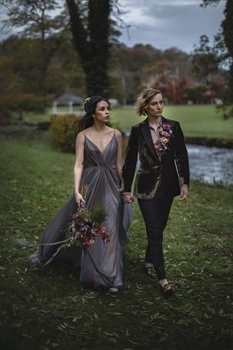 Inspired by Dark Academia and Greek Mythology, hosted in the English Countryside. Cottagecore Weddings, Greek Mythology Wedding, Mythology Wedding, Romantic Gothic Wedding, Academia Wedding, Sapphic Wedding, Aesthetic Weddings, Dark Academia Wedding, Midsummers Night