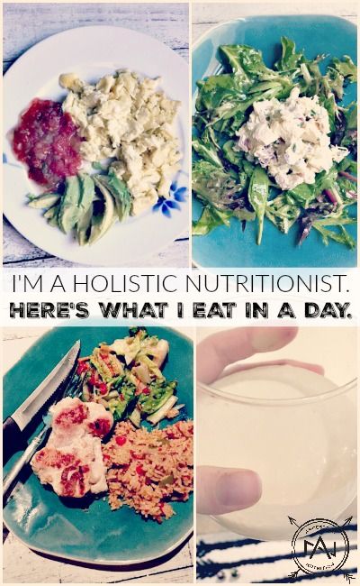 I'm a holistic nutritionist. Here's what I eat in a day. Ancestral Nutrition, Holistic Diet, Best Fat Burning Foods, Eat In A Day, Holistic Nutritionist, Holistic Nutrition, Nutrition Education, Proper Nutrition, Nutrition Plans