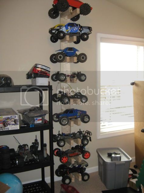 Rc Car Track, Radio Control Diy, Diy Rc Cars, Mobil Rc, Truck Storage, Rc Cars And Trucks, Plastic Shelves, Rc Autos, Hobby Room