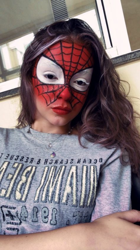 Spidergirl Makeup, Spider Man Makeup, Spiderman Face Paint, Spider Man Face Paint, Spiderman Makeup, Halloween Makeup For Kids, Spider Man Halloween, Spiderman Mask, Halloween Bar