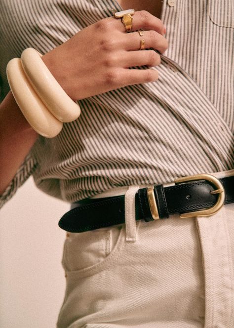 Taylor Belt - Smooth Sand - Sézane Sezane Belt, Photographer Ideas, Trendy Belts, Natural Heritage, Brand Board, Natural Tan, Vegetable Tanned Leather, Parisian Style, Natural Leather