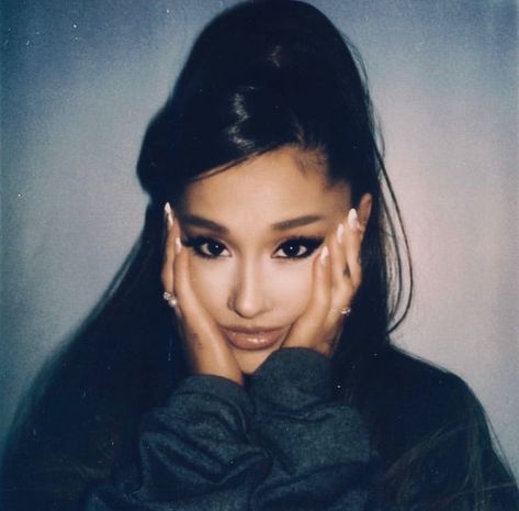 Broken Engagement, Ariana Grande Sweetener, Ariana Grande Fans, Ariana Grande Style, Ariana Grande Wallpaper, Ariana Grande Photos, Ariana G, Dangerous Woman, Doja Cat