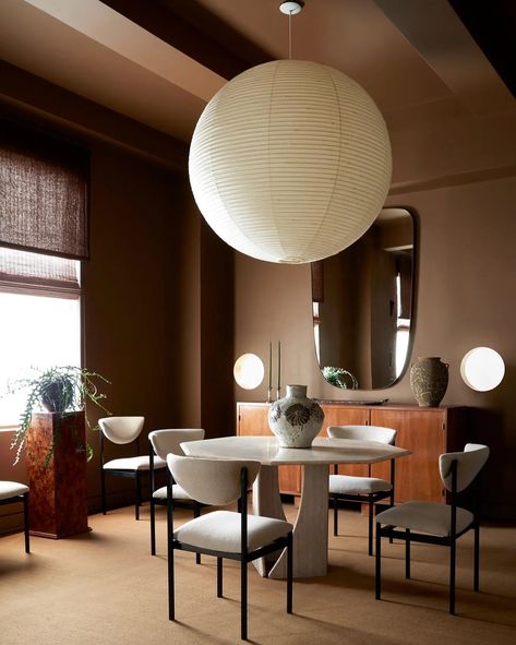 interiorstellar (@interiorstellar) on X Akari Pendant, Noguchi Lamp, Japanese Paper Lanterns, Paper Lantern Lights, Acrylic Chandelier, Isamu Noguchi, Pendant Ceiling Lamp, Paper Lantern, Light Sculpture