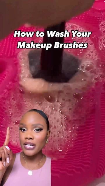 Lisa Joy on Instagram: "How to Wash Your Makeup Brushes without damaging the base of the bristles ✨☺️ #beauty #makeup #makeupbruhes #howtowashmakeupbrushes #reels #reelsinstagram" Makeup Brush Wash, Diy Makeup Brush Cleaner Recipes, How To Wash Makeup Sponge, How To Wash Beauty Blender, How To Clean Your Makeup Brushes, How To Clean Beauty Blender, How To Clean Makeup Brushes At Home Diy, Makeup Brush Cleaning Hacks, Washing Makeup Brushes