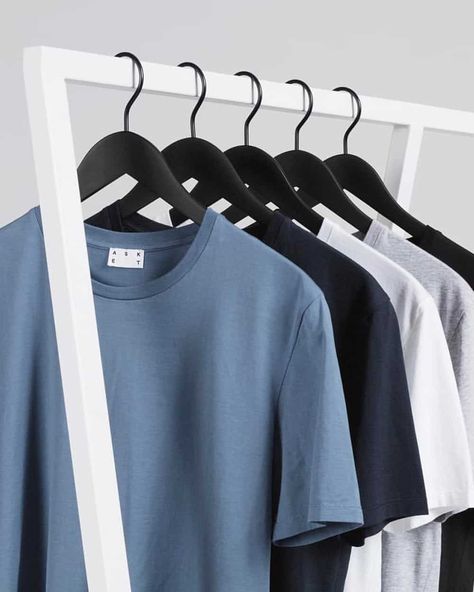 T Shirt Hanging Display, T Shirt Product Photography, Merch Photography, Flatlay Clothes, Clothes Photography, Polo Shirt Outfits, Mens Smart Casual Outfits, Trendy Shirt Designs, Smart Casual Men