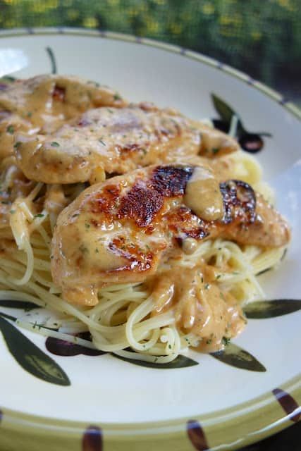 Chicken Lazone - Plain Chicken Chicken Lazone, Chicken Cook, Resep Pasta, Fettuccine Alfredo, Chicken Main Dishes, God Mat, Good Eat, Angel Hair, Poultry Recipes