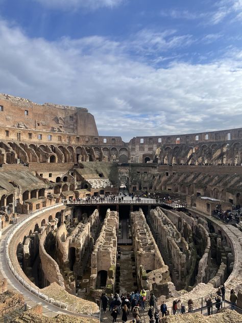 #colosseum #rome #roma #italy #italian #history #europe #eurosummer #photography #aesthetic #inspo #inspiration #photoinspo #travel Rome Italy Museums, Colesium Rome Aesthetic, Italy Aesthetic Rome, Rome In February, Colloseum Italy, Colosseum Aesthetic, Roma Aesthetic, Rome Aesthetic, Rome Italy Aesthetic