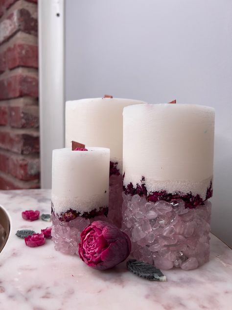 Candle For Christmas, Diy Candles With Flowers, Candle Making Studio, Concrete Candles, Handmade Candles Diy, Coffee Scented Candles, Diy Candles Homemade, Cement Candle, Homemade Scented Candles