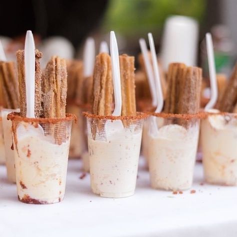 Taco Truck For Wedding, Churro Dessert Bar, Taco Cart Wedding, Mexican Wedding Desserts, Taco Bar Rehearsal Dinner, Taco Truck Wedding, Mexican Wedding Foods, Churro Stand, Shooters Recipes