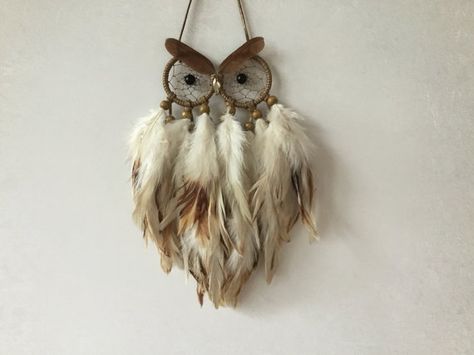 Mini Owl  Ready Made  Golden Cream Mini Owl by MyDreamcatcherLane Owl Dreamcatcher, Black Dreamcatcher, Owl Dream Catcher, Black Dream Catcher, Feather Wreath, Black Owl, Dried Flower Wreaths, Dream Catcher Diy, Nativity Crafts