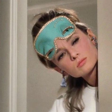 Breakfast At Tiffany's Aesthetic, Aubrey Hepburn, Audrey Hepburn Photos, Yvonne De Carlo, Julie Christie, Mia Farrow, Holly Golightly, Gina Lollobrigida, Liza Minnelli