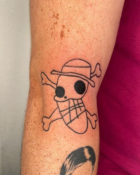 Luffy's Hat Tattoo, Luffy Hat Tattoo, Simple One Piece Tattoo, One Piece Symbols, Small One Piece Tattoo, One Piece Anime Tattoo Ideas, Straw Hat Tattoo, One Piece Luffy Tattoo, One Piece Symbol