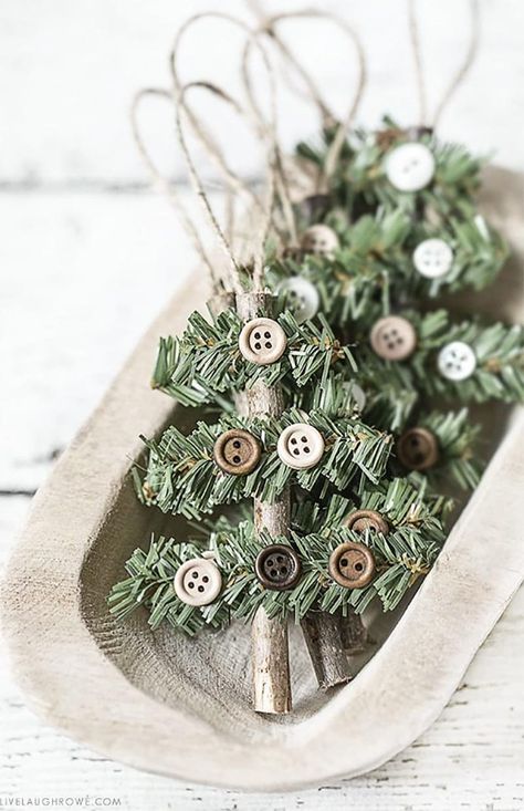 Homemade Christmas Ornaments Diy, Farmhouse Christmas Ornaments, Rustic Christmas Ornaments, Christmas Homemade, Ornaments Homemade, Homemade Christmas Decorations, Wreaths Christmas, Rustic Holiday, Christmas Ornaments Homemade