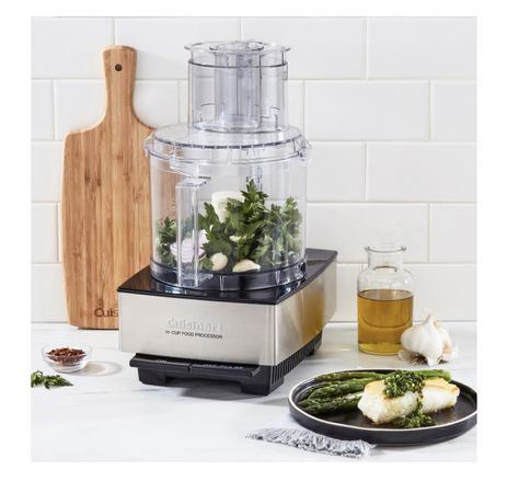 The Cuisinart food processors are so versatile. I use this for slicing vegetables, making mayo, mixing doughs and so much more. Cuisinart Food Processor, Kneading Dough, Vegetable Chopper, Sleek Kitchen, Kitchen Shop, Kitchen Must Haves, Kitchen Equipment, Small Kitchen Appliances, Juicer