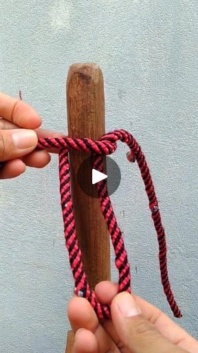 Essential Knots, Fun Hacks, Hitch Knot, Sailor Knots, Knot Tying, Rope Knots, Paracord Projects, Facebook Reels, 1m Views