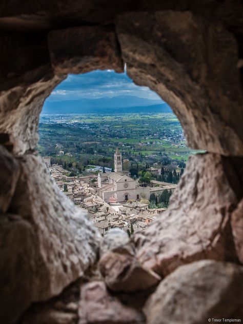 10 things to do in Assisi – The Travel Temple Monastery Aesthetic, Assisi Italy, Italian Romance, Italy 2023, Italy Honeymoon, Umbria Italy, Saint Francis, Explore Italy, Michigan Travel