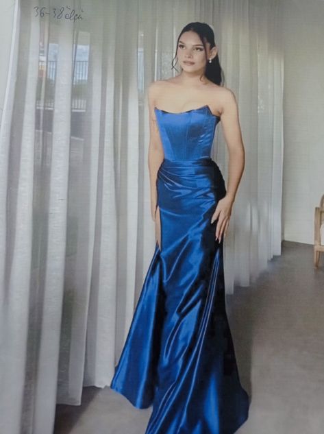 Blue Satin Dress Long, Royal Blue Bridesmaids, Navy Blue Prom Dress, Royal Blue Bridesmaid Dresses, Royal Blue Prom Dresses, Marine Uniform, Satin Evening Dresses, Prom Style, Prom Dress Inspiration