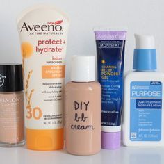 diy bb cream.. makes sense. Just mix yur favorite liquid foundation with your favorite lotion and face sunscreen, add chafing cream if you want (it explains why), and voila! DIY BB cream. Diy Sun Screen, Diy Bb Cream, Tips For Oily Skin, Sun Screen, Homemade Lotion, Skin Foundation, Beauty Remedies, Beauty Recipe, Diy Homemade