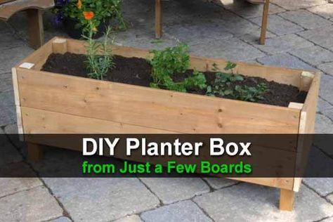 This DIY planter box by Cottage Life is fairly easy to make. All you need are some boards, some screws, some rocks, and some soil. Here's how to build it. Wooden Planter Boxes Diy, Redwood Planter Boxes, Building Planter Boxes, Patio Planter Boxes, Wooden Garden Boxes, Diy Wood Planter Box, Planter Box Designs, Diy Wooden Planters, Diy Wood Planters