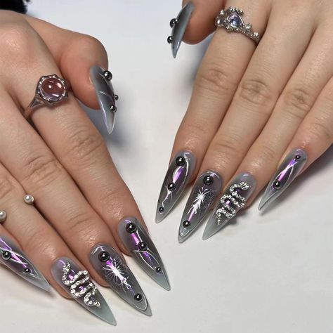 Nagel Tips, Nail Type, Y2k Nails, Nail Forms, Diamond Nails, Nail Length, Five Pointed Star, Estilo Punk, Style Punk