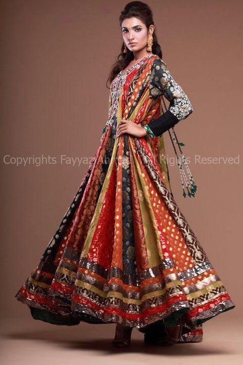 Oh yes Kali Frock Design, Indian Latest Fashion, Indian Frocks, Bridal Anarkali Suits, Frock For Women, Afghan Clothes, Salwar Kamiz, Designer Anarkali, Afghan Dresses