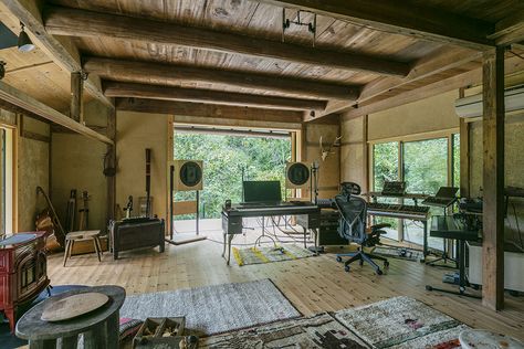 Music Home Studio, Garden Music Studio, Garage Music Studio, Wood Music Studio, Music Studio Architecture, Backyard Music Studio, Cabin Recording Studio, Messy Music Studio, Mansion Music Studio